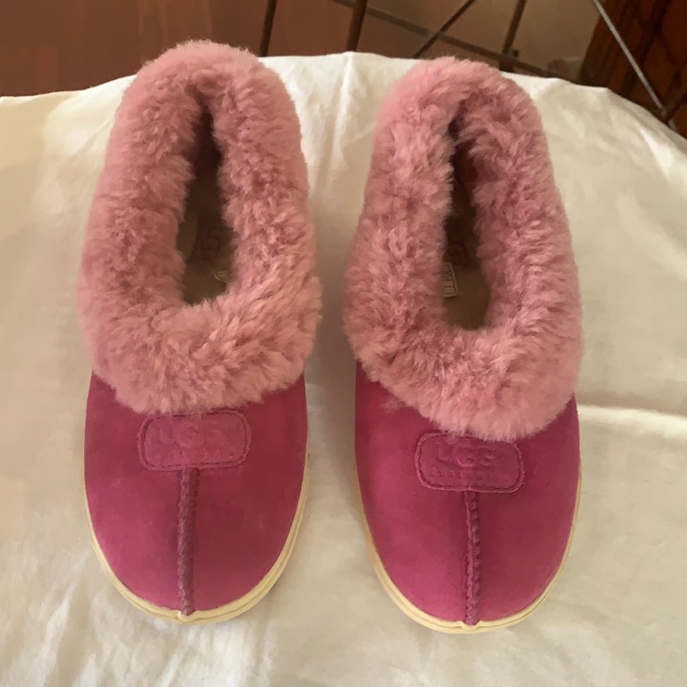 Ugg pink fleece lined slippers. Size youth 4. Like new!